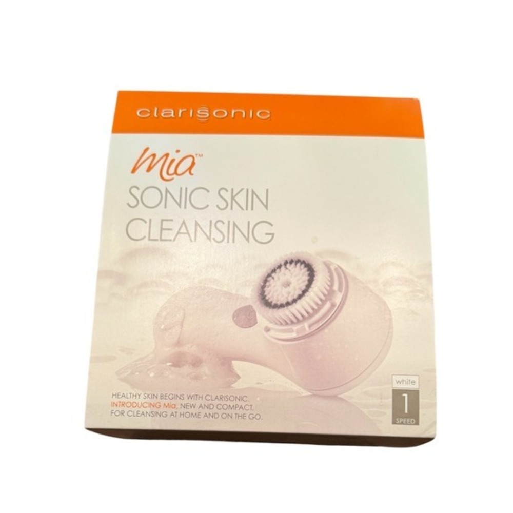 Clarisonic Mia 1 White Sonic Facial‎ Cleansing Brush Set Used 2 New Brush Heads